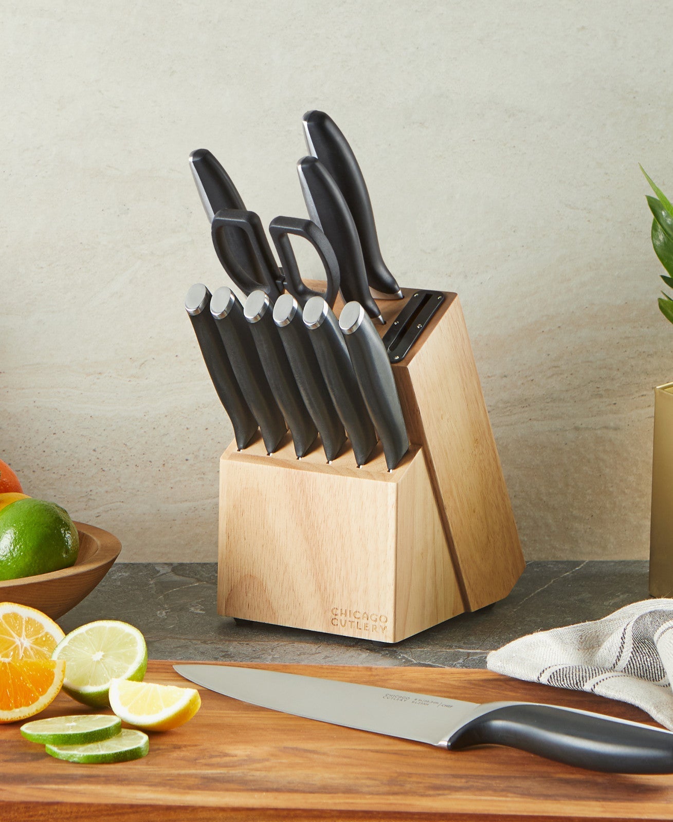 Chicago Cutlery® Avondale™ 12-piece Block Set