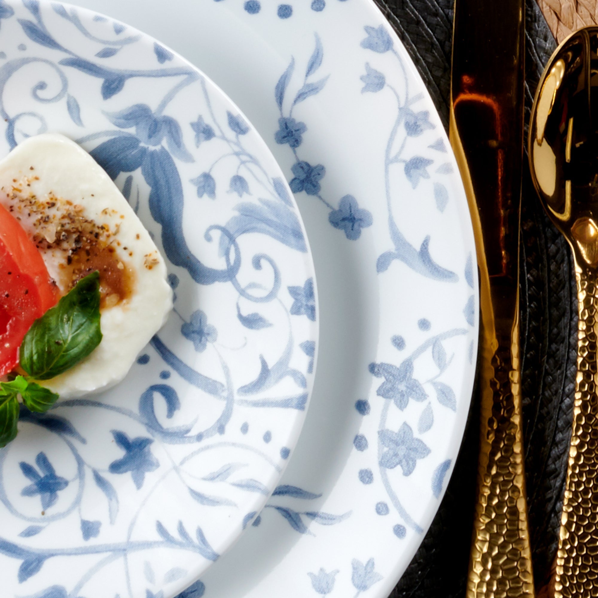 Corelle® Darlington 18-piece Dinnerware Set, Service for 6